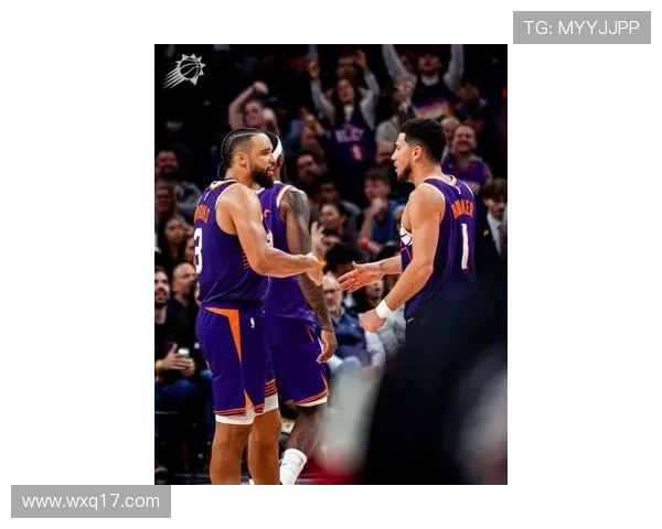 布克期待伤员复出与雷霆激战8强对决将是针尖对麦芒的较量